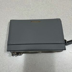 Vince Camuto women’s wallet